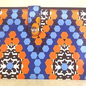 Vera Bradley slim zip wristlet